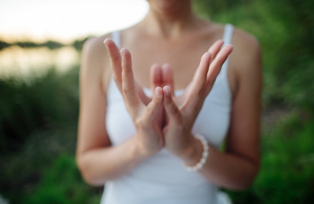 Le Kundalini Yoga : Une harmonisation énergétique du corps et de l’esprit Tayrona